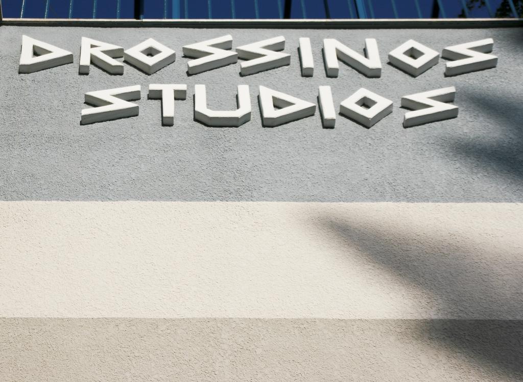 Drossinos Studios Poros Town エクステリア 写真